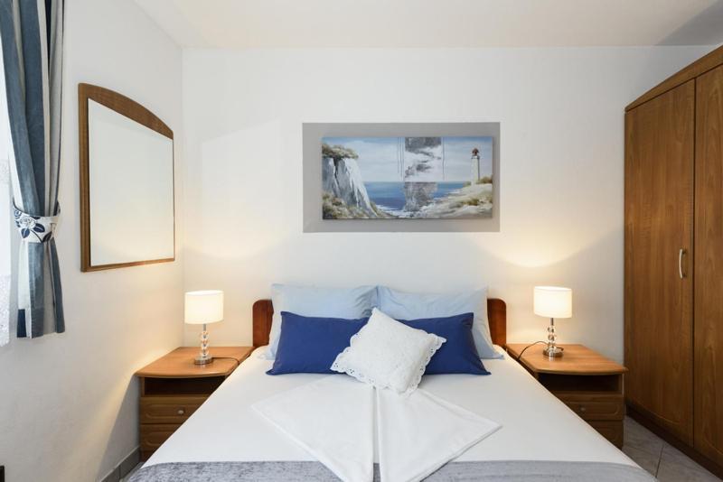 Apartments Luka - Trogir, Marina 150M From The Beach Εξωτερικό φωτογραφία